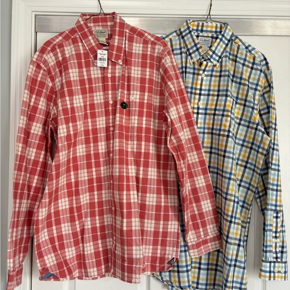 A PAIR (2) L.L. Bean wrinkle free button shirts STEAL OF A DEAL MY DUDES.✨ - Picture 1 of 4